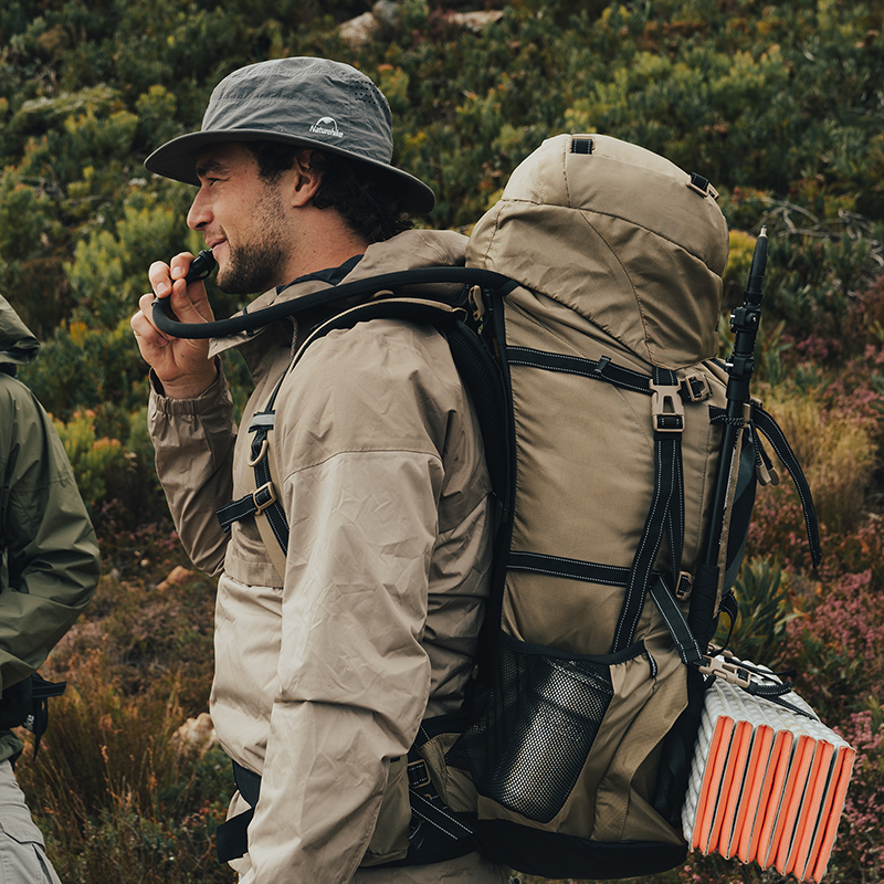 Naturehike expedičný batoh 70+5l - svetlo hnedý